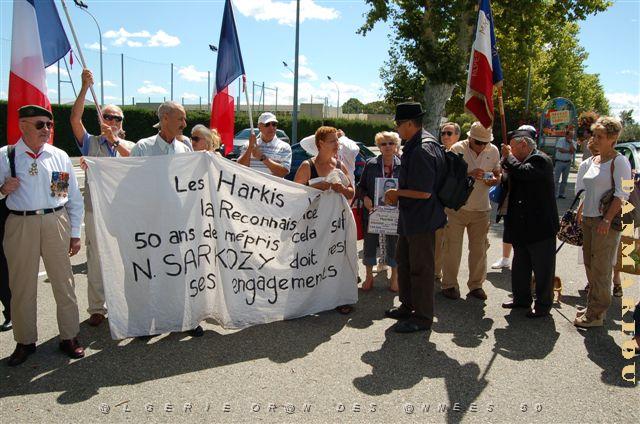 LA MARCHE DES HARKIS AOUT 2011 PIERRELATTE DE HERVE CUESTA  (8).JPG